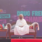 કાશ્મીરમાં એક નવી સવાર: ગુરુદેવ શ્રી શ્રી રવિશંકરજી સાથે ૨૦૦૦૦ યુવાનોએ ડ્રગ્સ-મુક્ત ભવિષ્ય માટે પ્રતિજ્ઞા લીધી