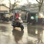 વાપીમાં પાણીની પાઈપલાઈન તૂટતાં રસ્તા પર પાણી ભરાયું, વાહનચાલકો પરેશાન