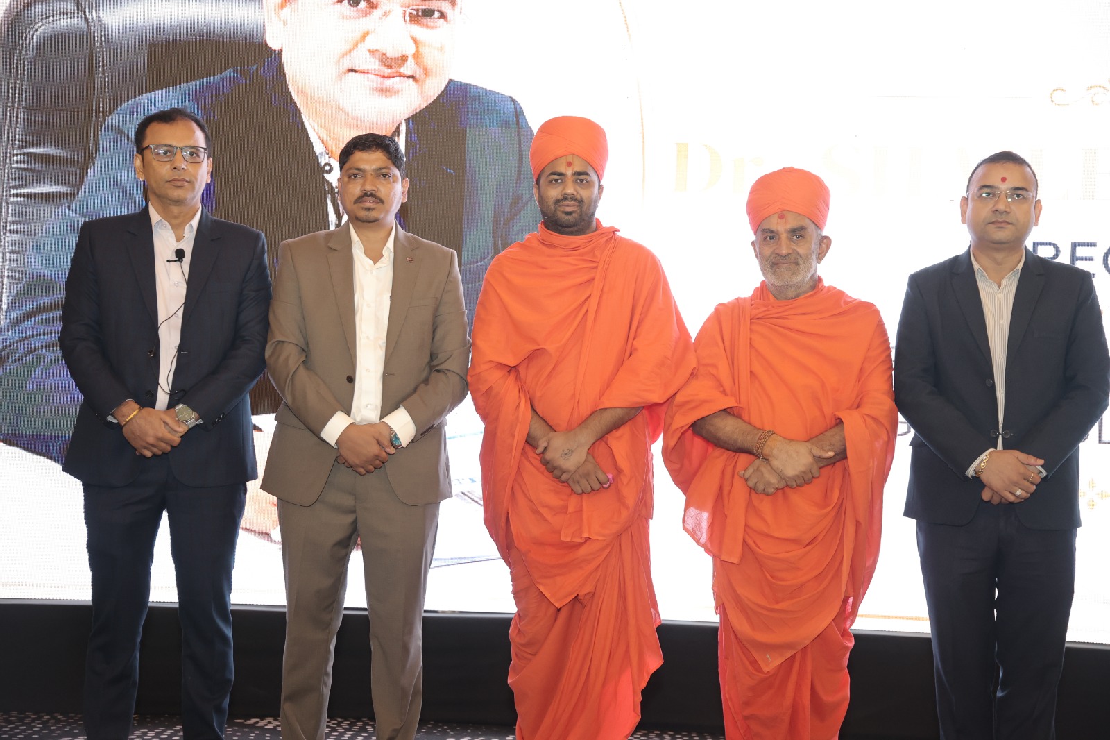 વાપીમાં ‘અર્થમંથન’માં અર્થશાસ્ત્ર અને આધ્યાત્મિકતાનો અનોખો સંગમ